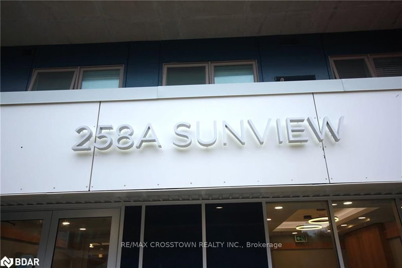 182 - 258A Sunview St, Waterloo, N2L 3V9 | Image 2
