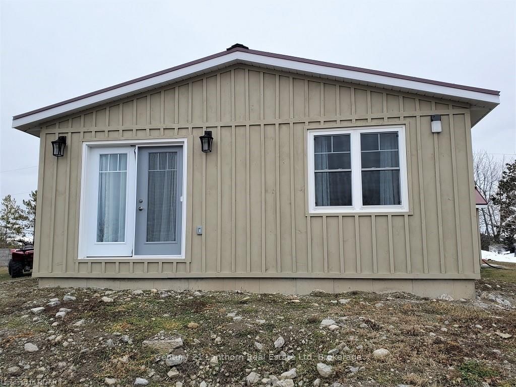 Listing Image 6