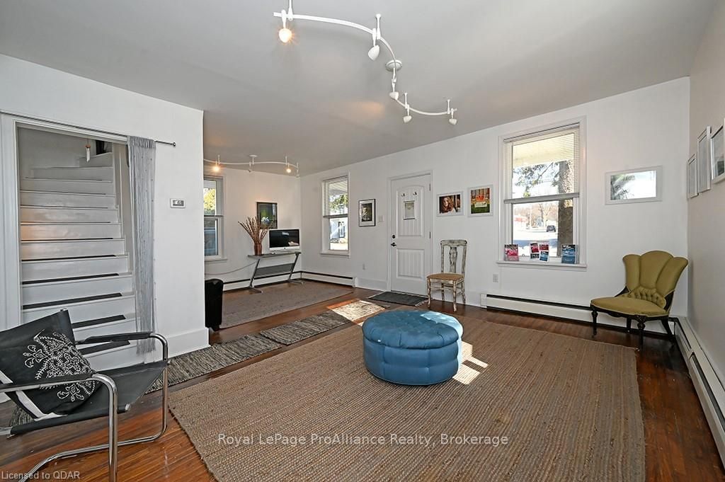 Listing Image 7