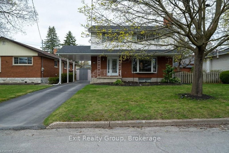 49 Plaza Sq, Belleville, J8N 4J2 | Image 3