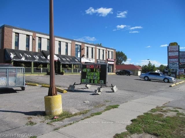 257 North Front St, Belleville, K8P 3C3 | Image 3