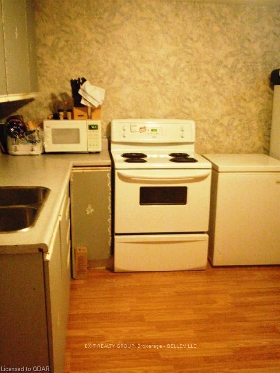 409 Bleecker Ave, Belleville, K8N 3V9 | Image 3