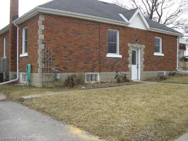 Listing Image 3