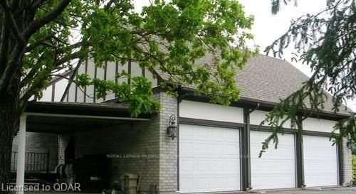 24 Kaiser Crt, Belleville, K8P 5G3 | Image 3