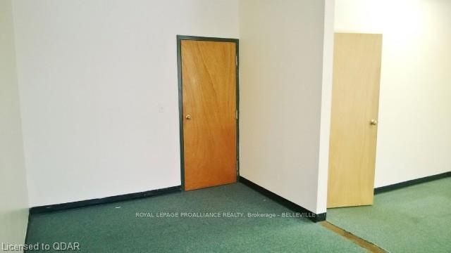 210 - 257 North Front St, Belleville, K8P 3C3 | Image 2