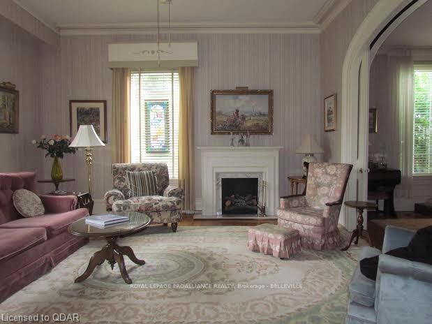 Listing Image 7