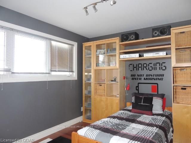 Listing Image 23