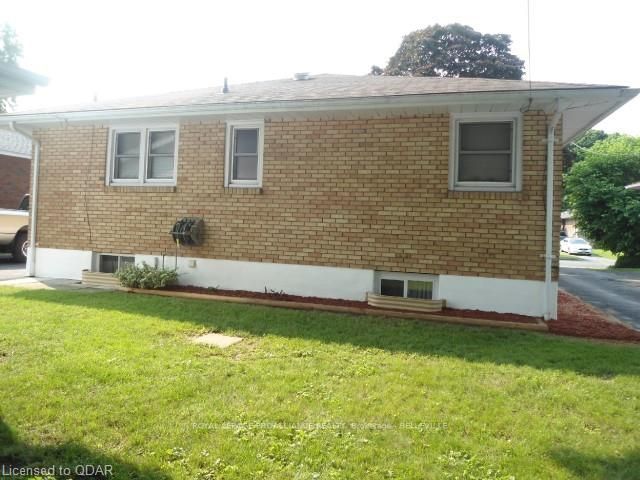Listing Image 3