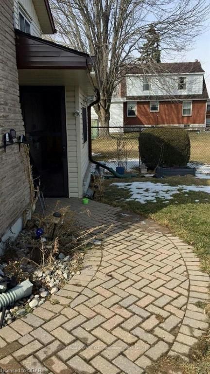 Listing Image 17