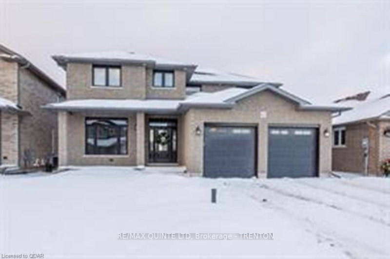 12 Hummingbird Dr, Belleville, K8N 0H7 | Image 2