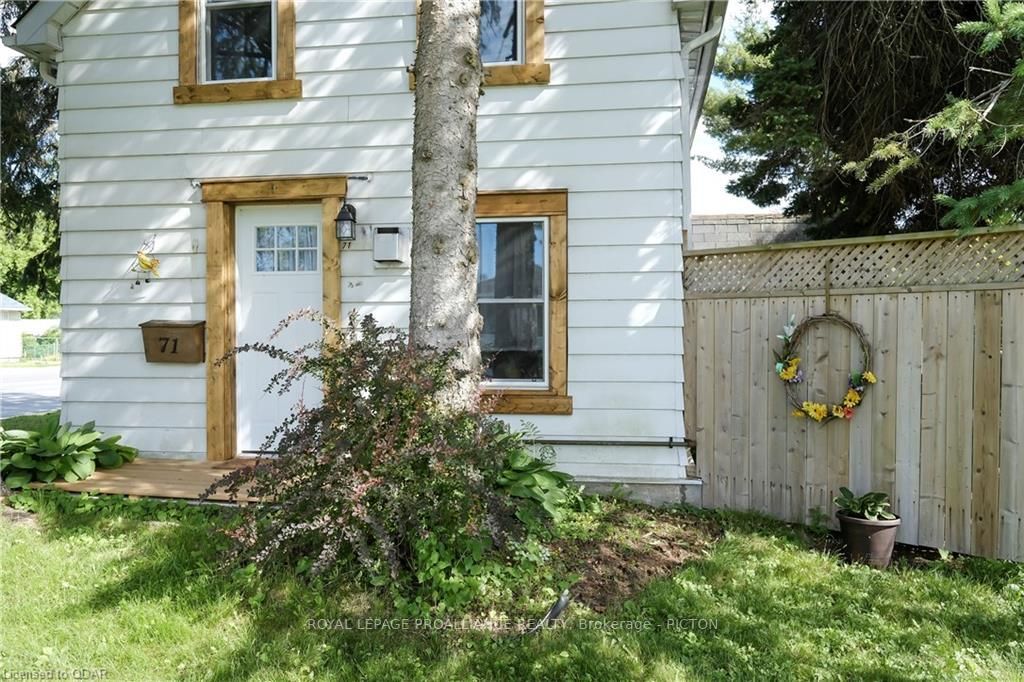 Listing Image 4