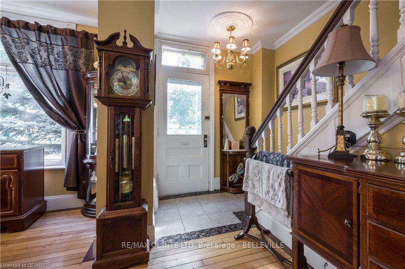 308 Bleecker Ave S, Belleville, K8N 3V4 | Image 3