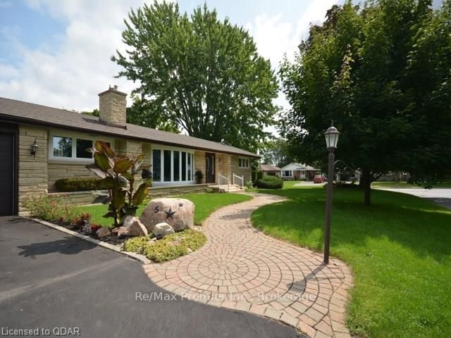 5 Stanley Park Dr, Belleville, K8N 4N1 | Image 2