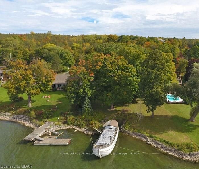 12570 Loyalist Pkwy, Prince Edward County, K0K 2T0 | Image 2
