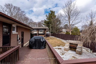 5 Stanley Park Dr, Belleville -  image-0-3