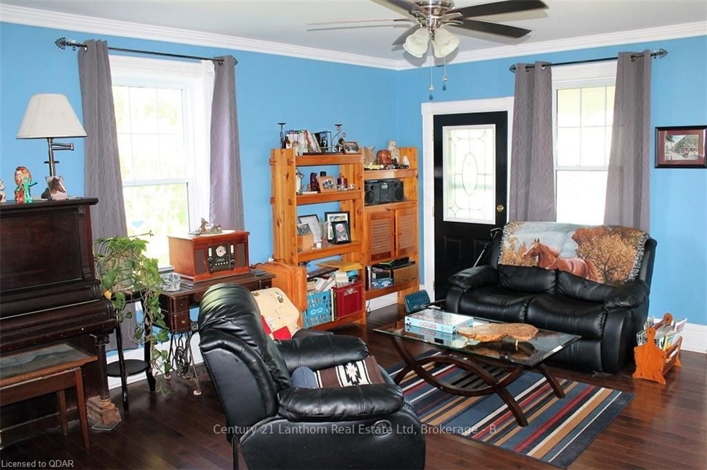 Listing Image 19