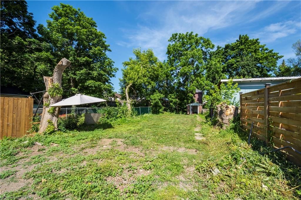 Listing Image 15