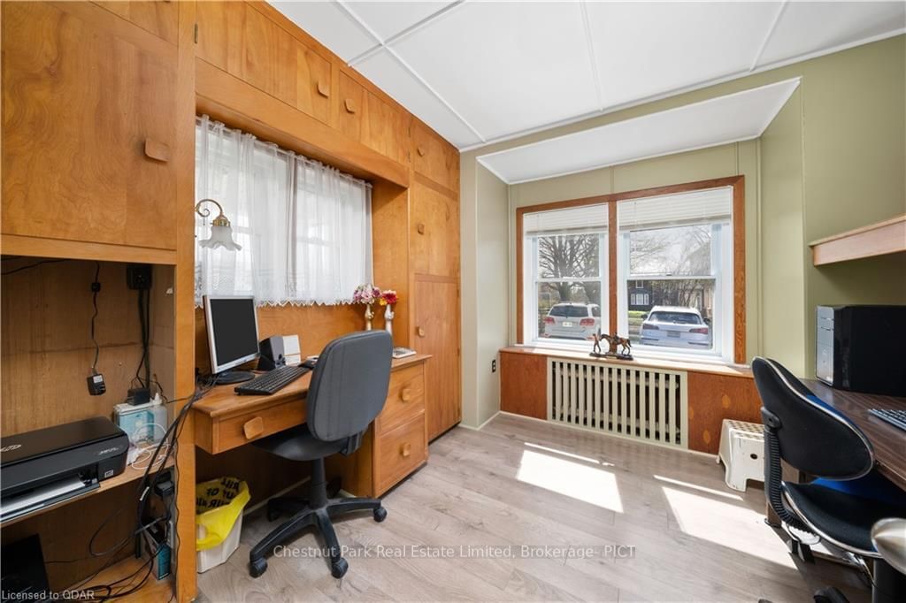 Listing Image 6