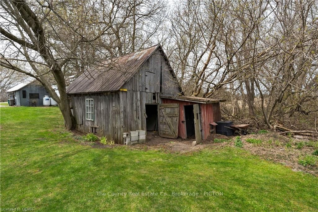 Listing Image 7