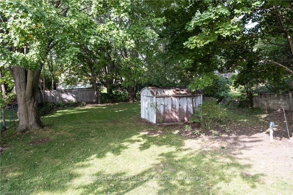 Listing Image 7