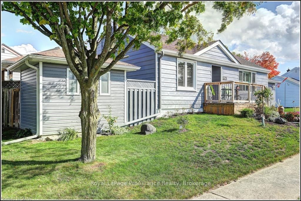 Listing Image 3
