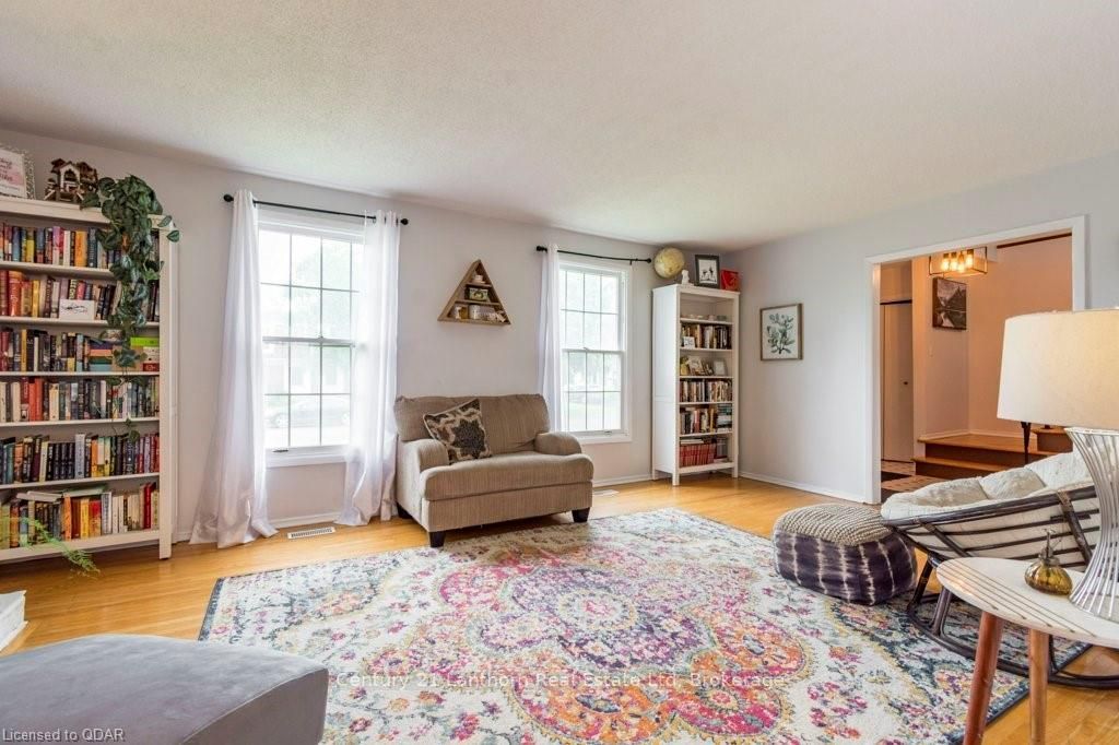 Listing Image 7