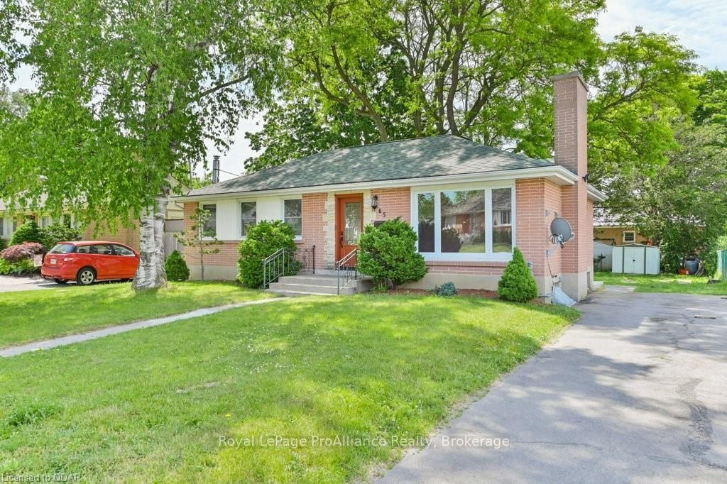 Listing photo 3