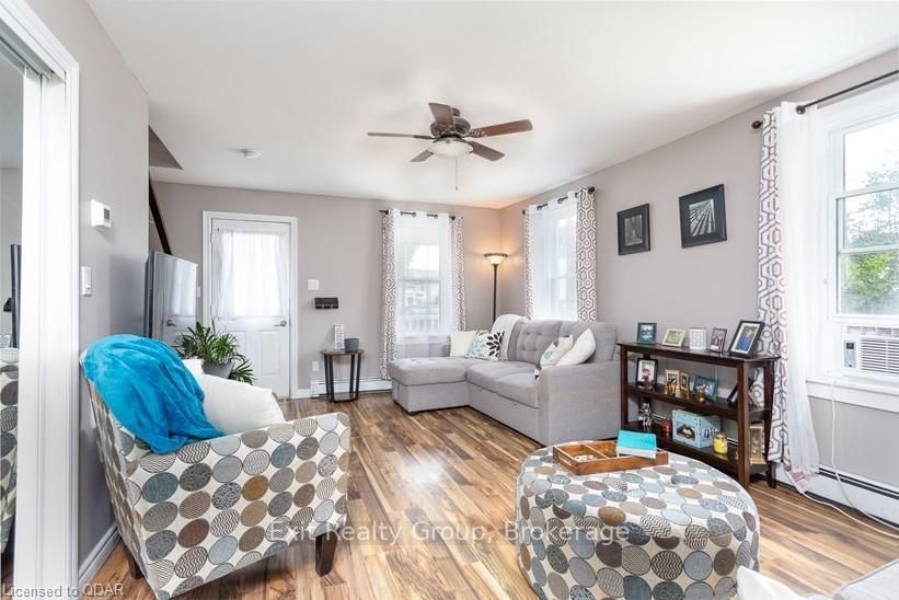 Listing Image 7