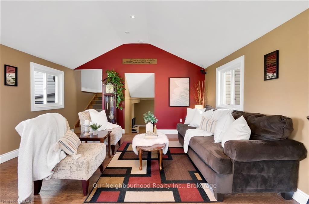 Listing Image 7