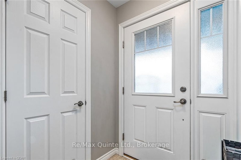 77 Mountain Ash Dr, Belleville, K8N 0E3 | Image 3