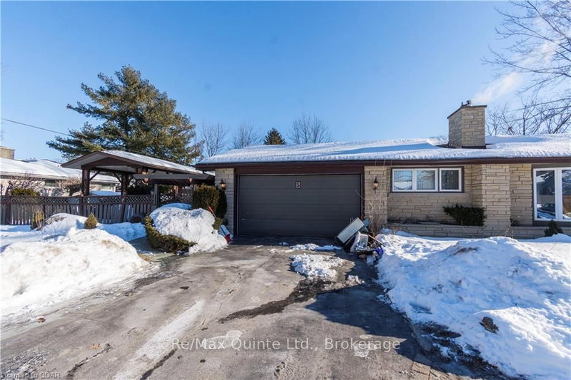 5 Stanley Park Dr, Belleville, K8N 4N1 | Image 3