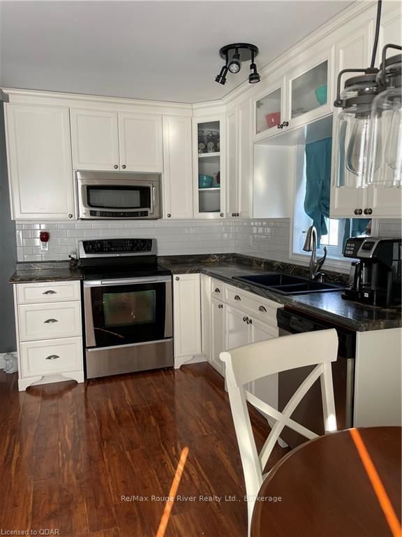 Listing Image 7