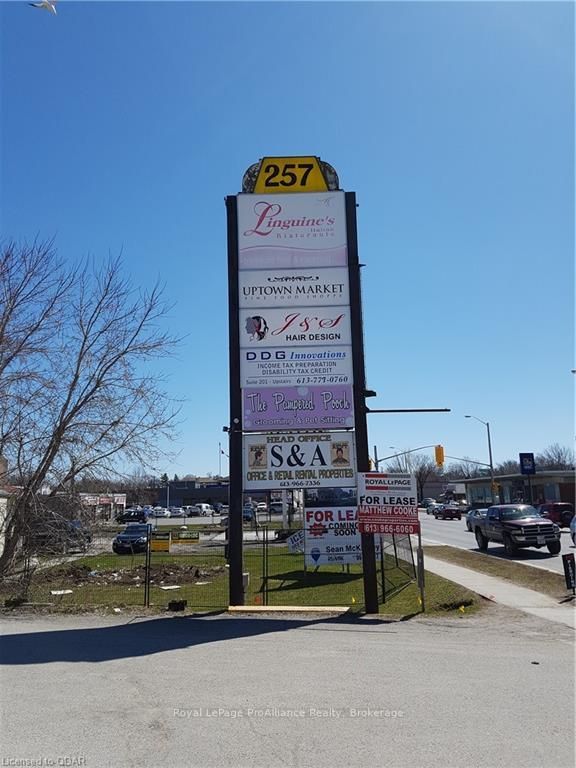 Upper 5 - 257 North Front St, Belleville, K8P 3C3 | Image 2