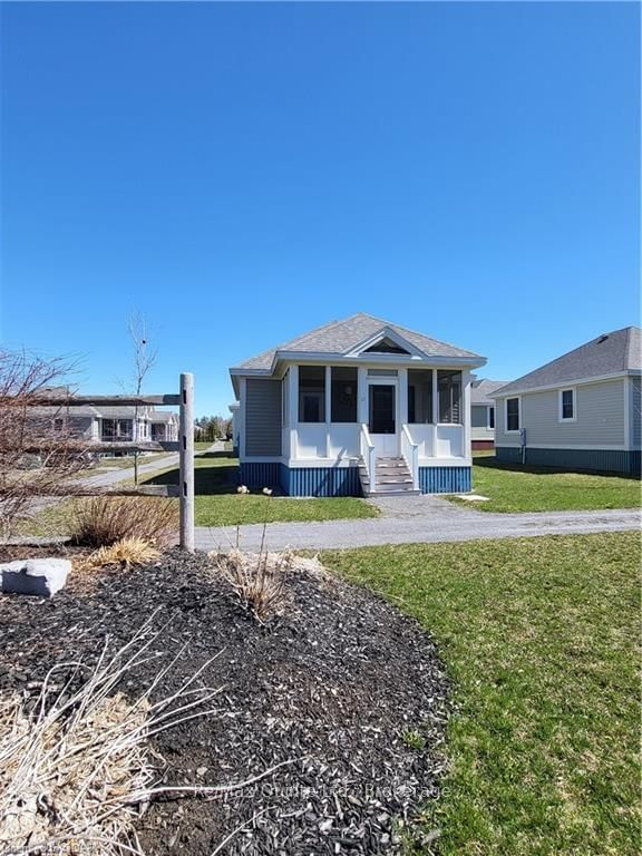 34 - 27 BUTTERNUT Lane, Prince Edward County, K0K 1P0 | Image 2