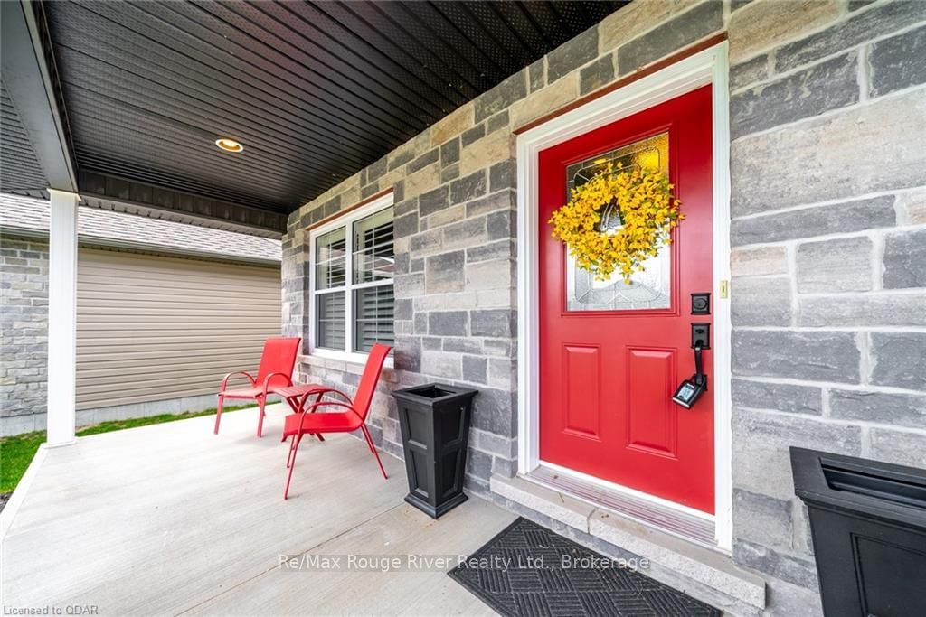 Listing Image 5
