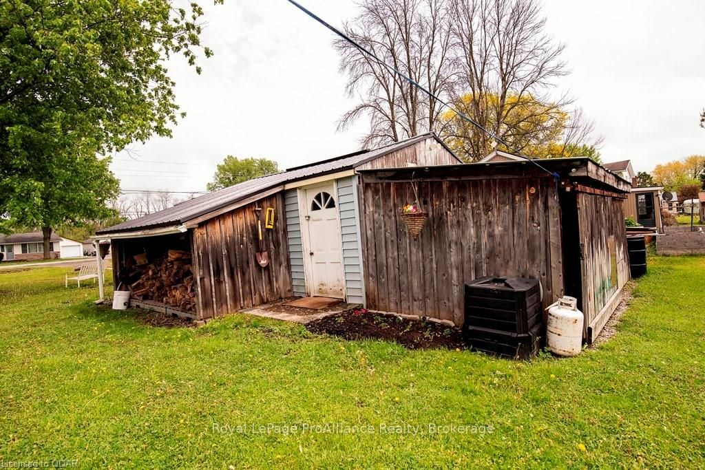 Listing Image 7