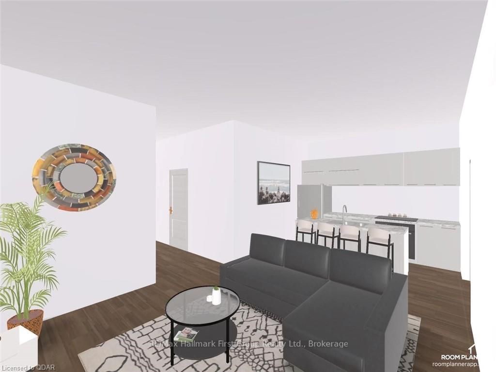 Listing Image 4
