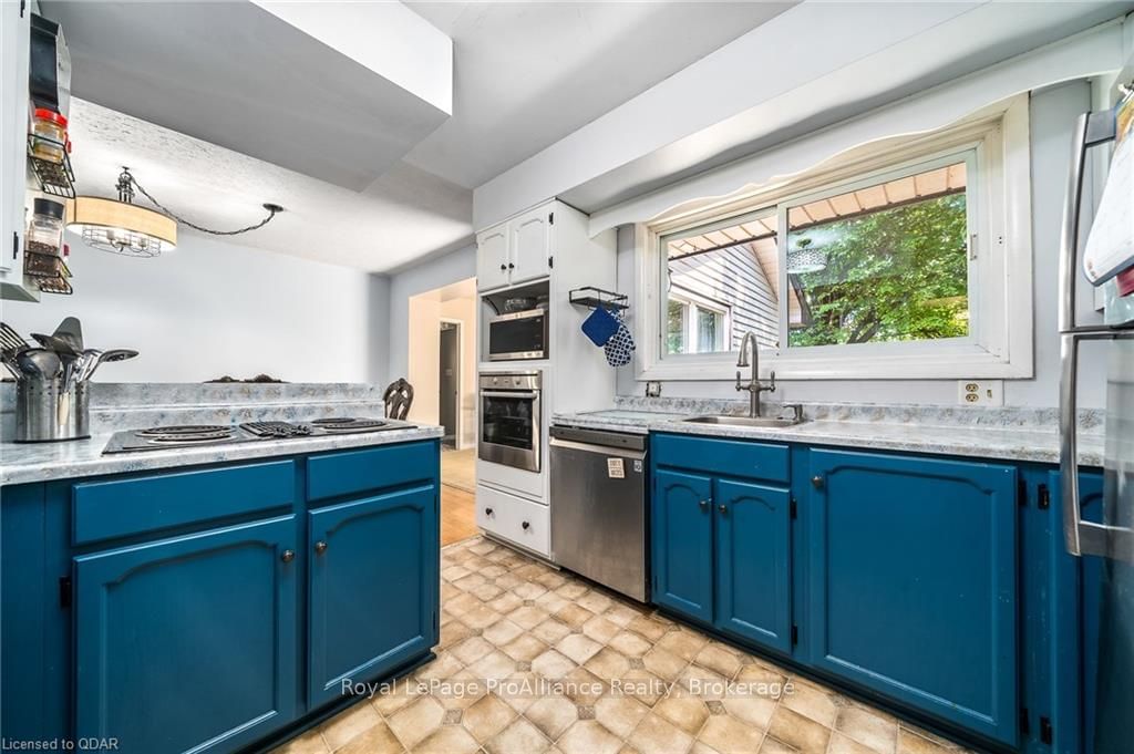 Listing Image 10