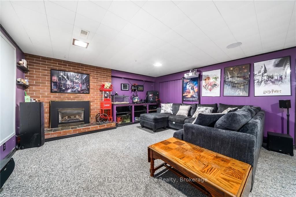 Listing Image 32