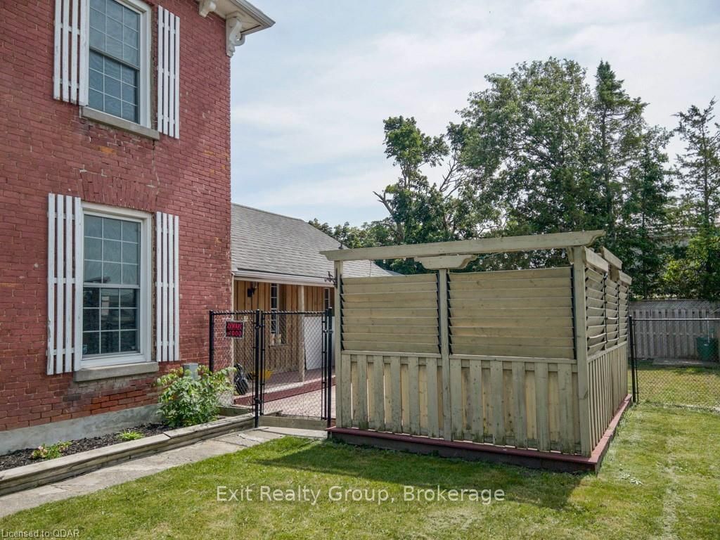 Listing Image 3