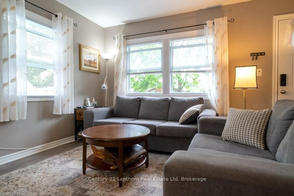 Listing Image 5