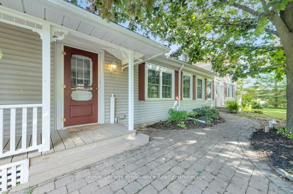 Listing Image 8