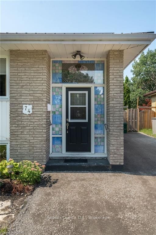 Listing Image 3