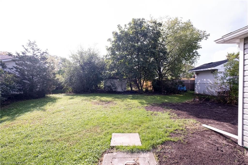 Listing Image 22