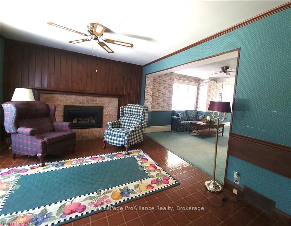 Listing Image 18