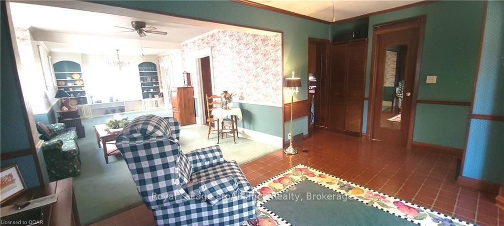 Listing Image 20