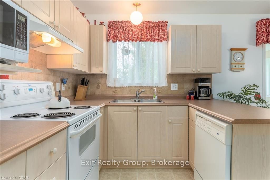 Listing Image 16