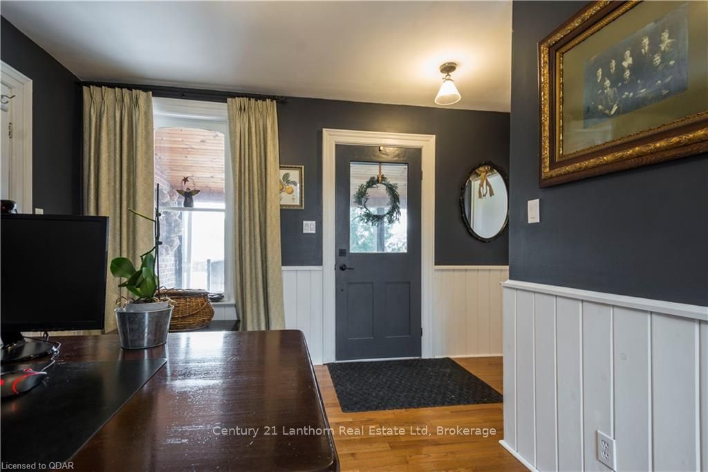 Listing Image 16