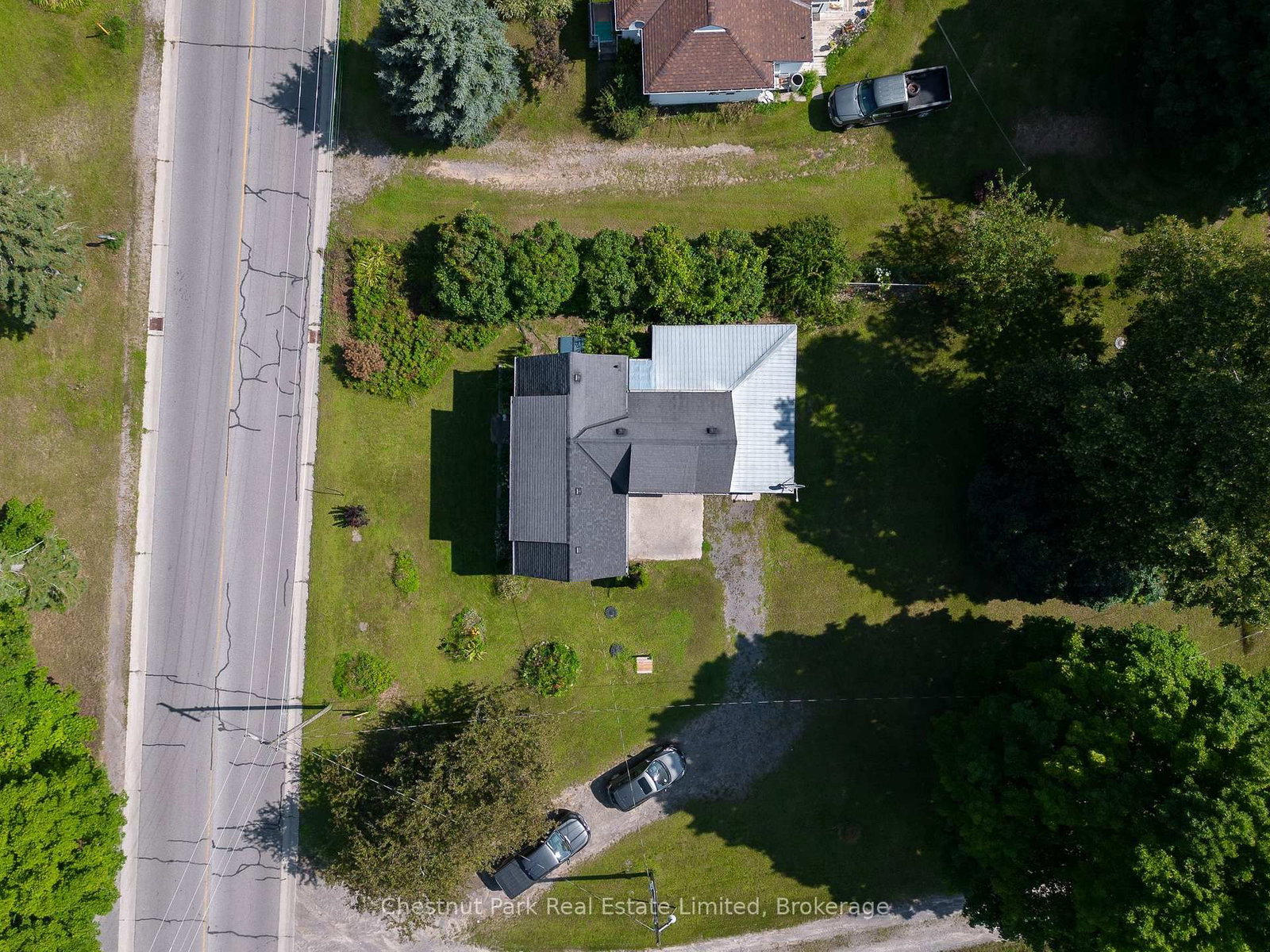Listing photo 5