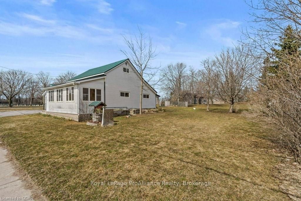 Listing Image 7
